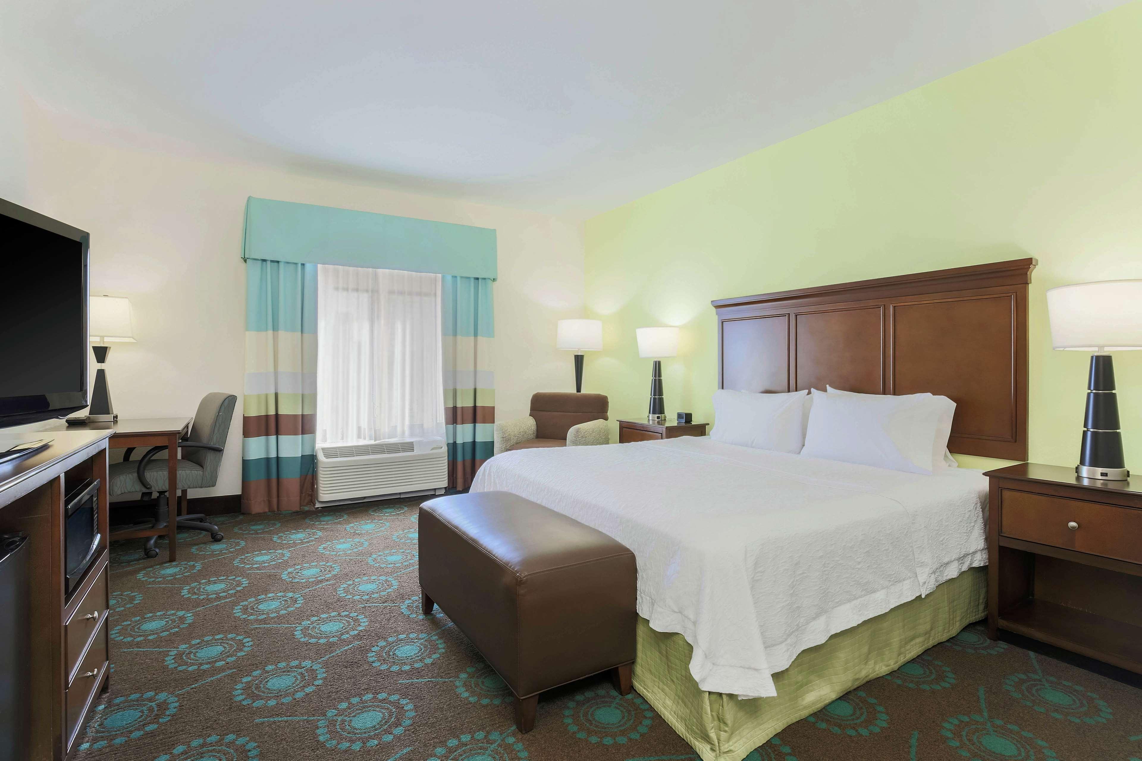 Hampton Inn & Suites Wheeling - The Highlands Triadelphia Exterior photo